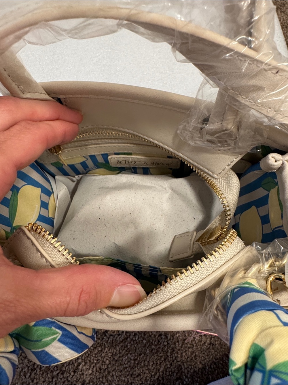 Betsey Johnson Blue & Cream Striped Mini Tote with lemon scarf & charm NWT - Picture 7 of 8
